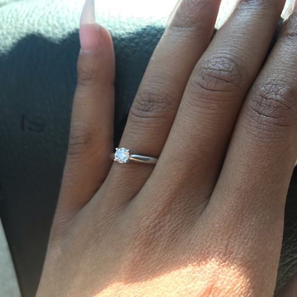 Diamond ring - Picture 2 of 8